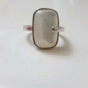 925 Sterling Silver Mother of Pearl Ring